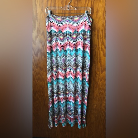 Maxi Skirt - Picture 1 of 2